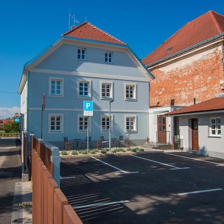 Apartmani Kac Карловац Екстериор снимка