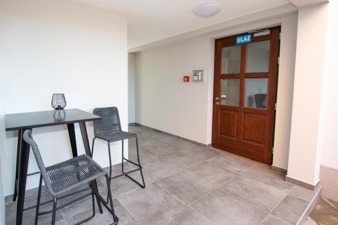 Apartmani Kac Карловац Екстериор снимка