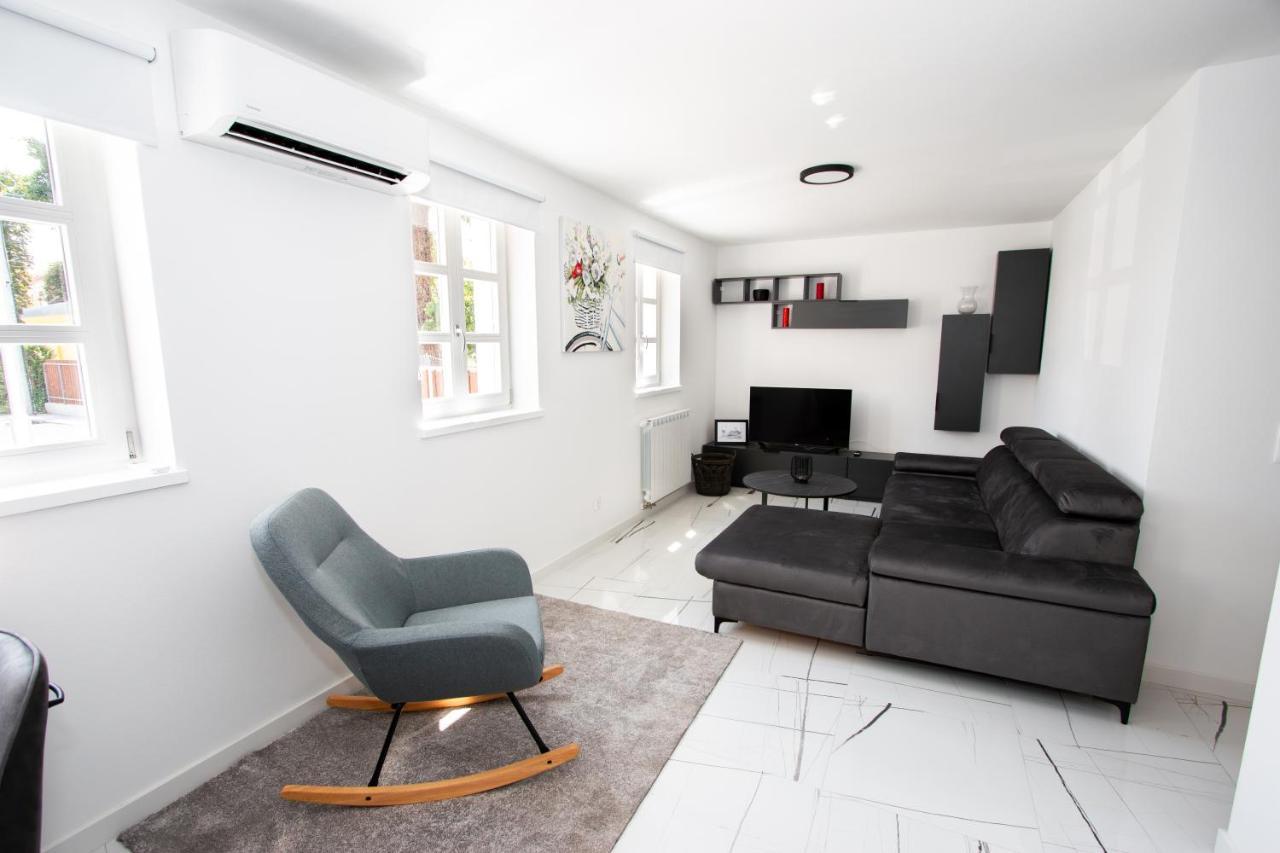 Apartmani Kac Карловац Екстериор снимка