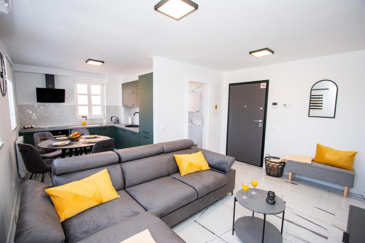 Apartmani Kac Карловац Екстериор снимка