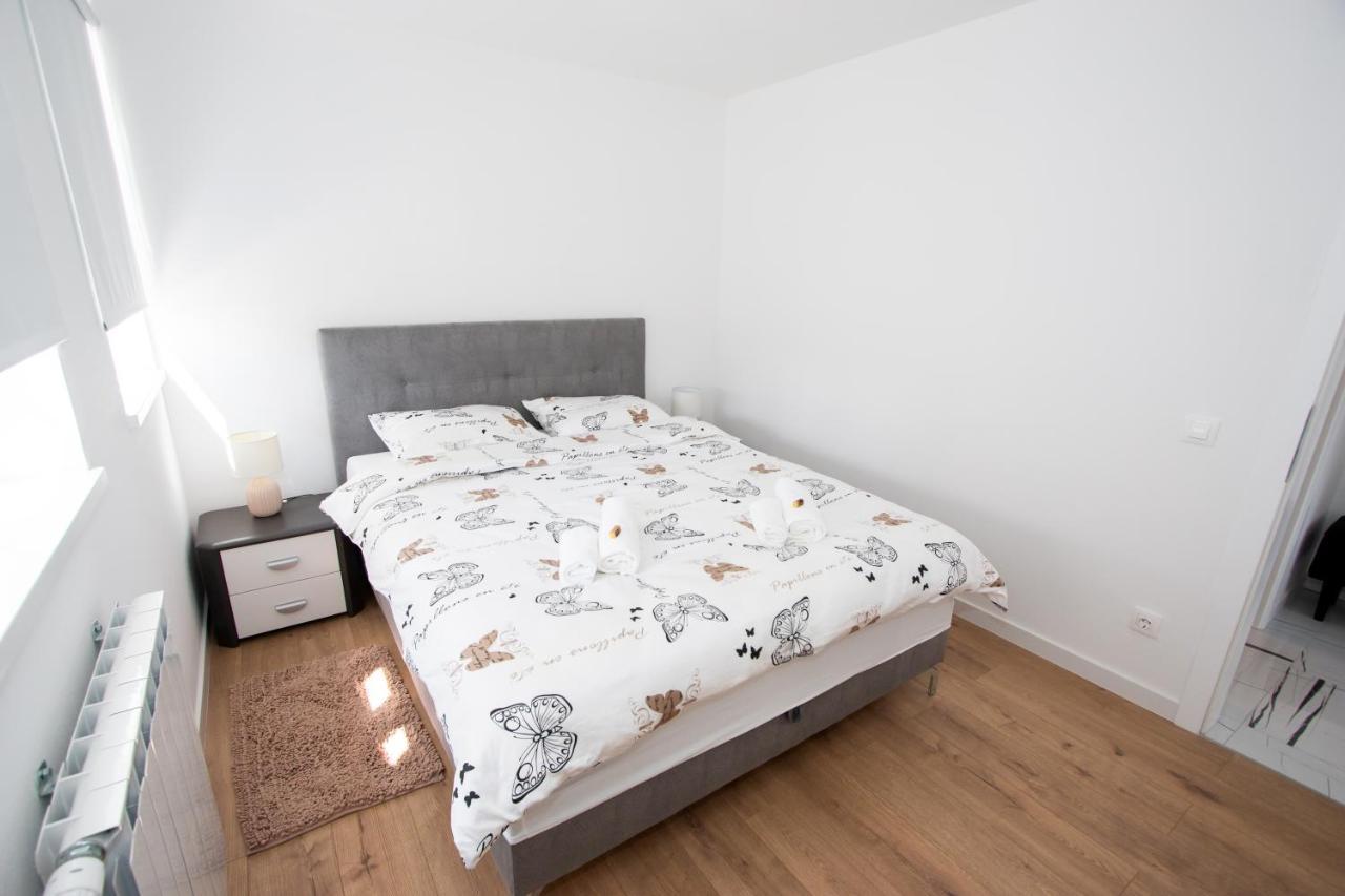 Apartmani Kac Карловац Екстериор снимка